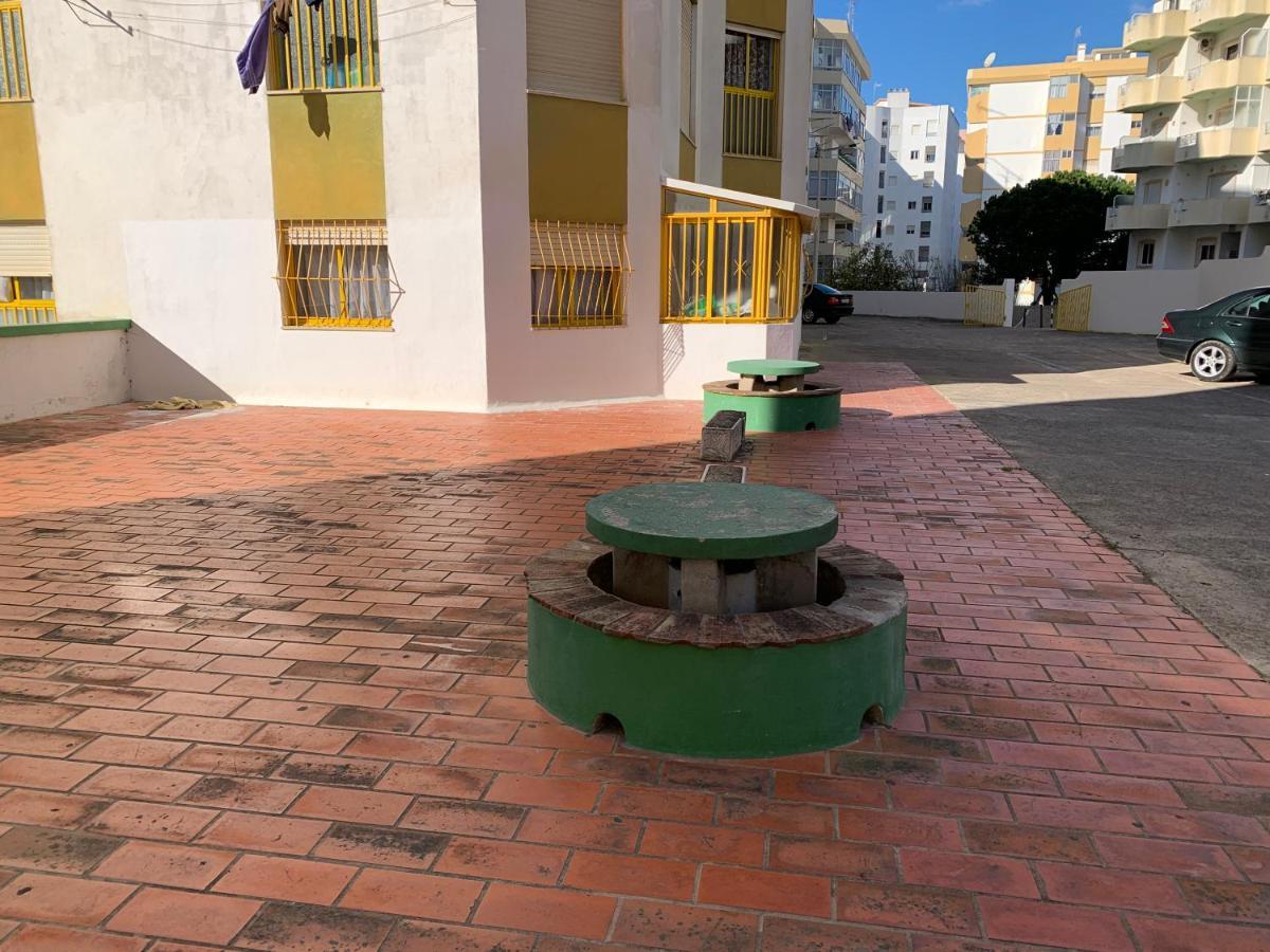 Eine Wohnung Fuer Den Perfekten Urlaub !!! Quarteira Eksteriør bilde